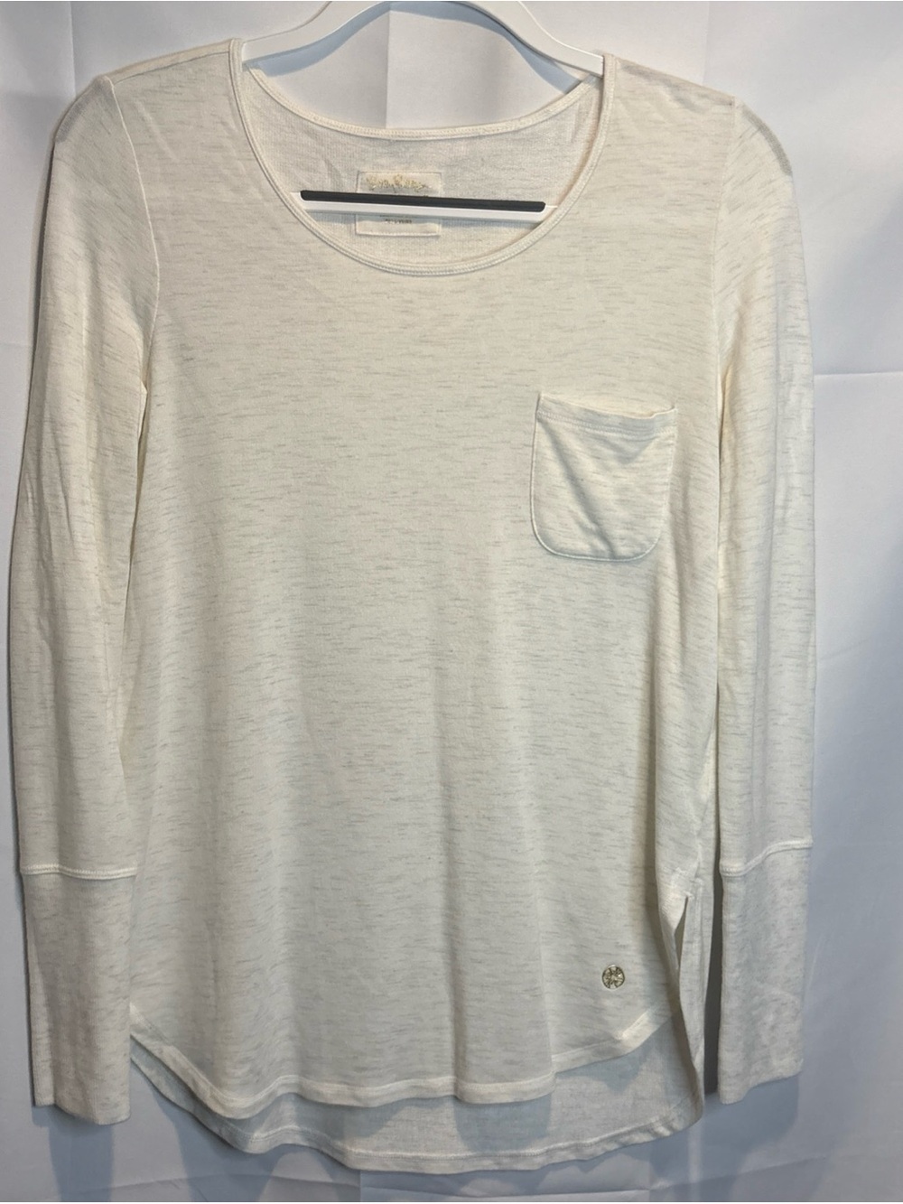 Lilly Pulitzer Luxletic Heather Cream Tee with Gold Logo Detail